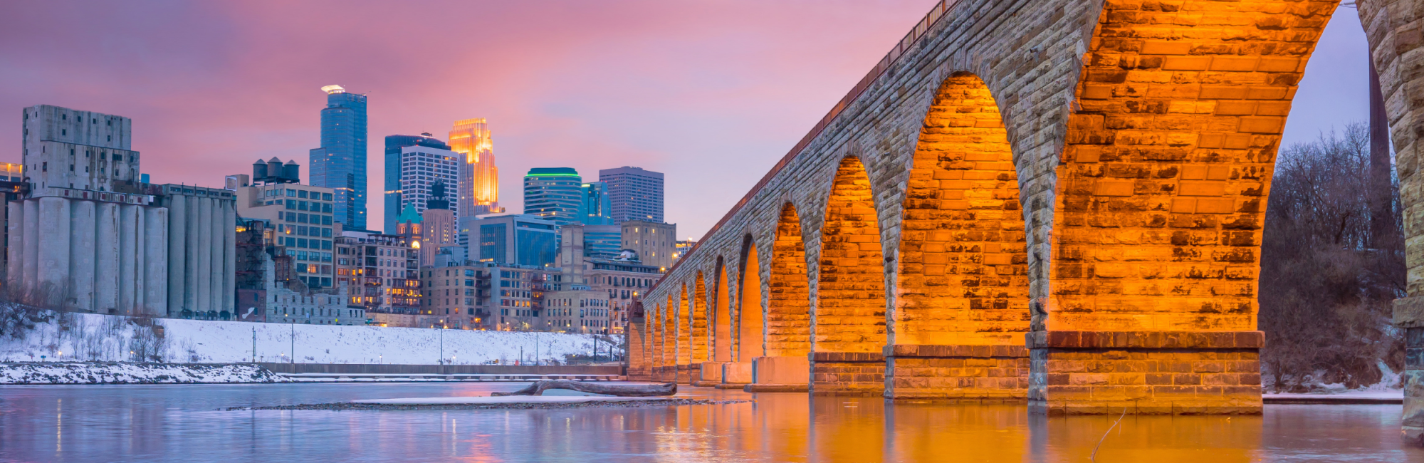 Stone Arch Bridge to Downtown Minneapolis